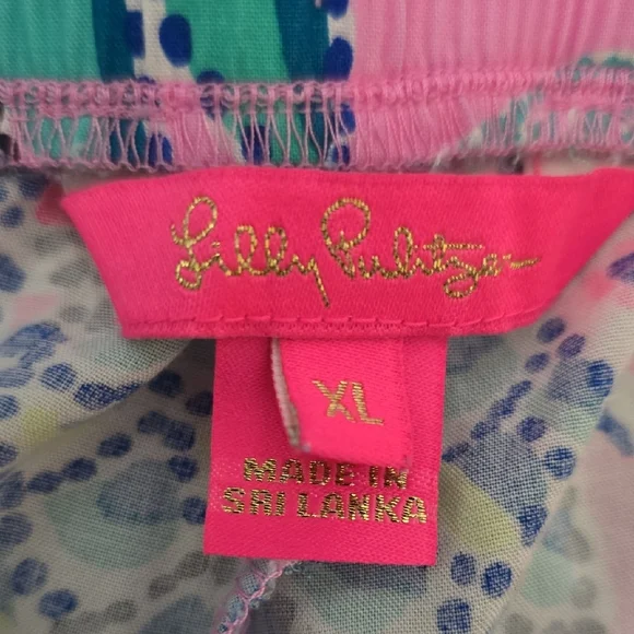 Lilly Pulitzer "Katia" Shorts — Once Upon a Tide, Size XL - Picture 2 of 6